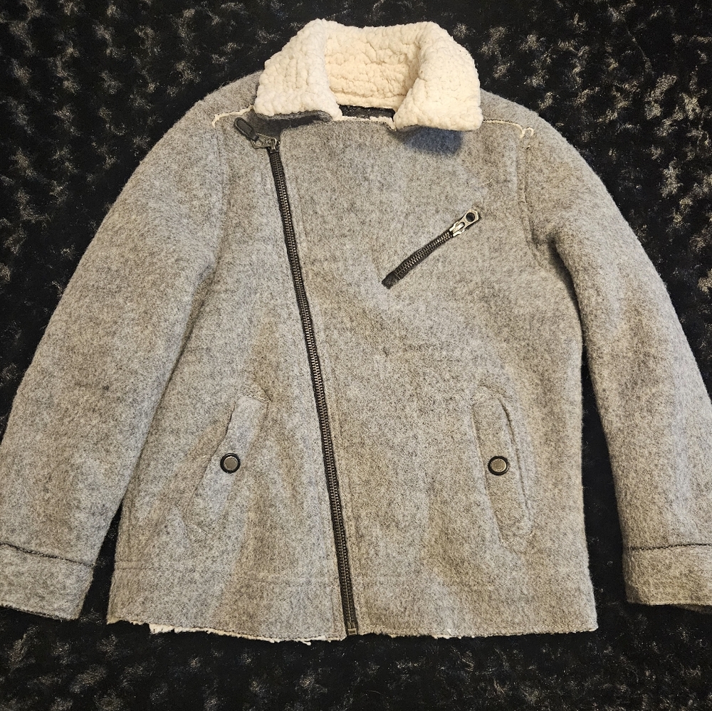 Zara Boy’s coat size 8